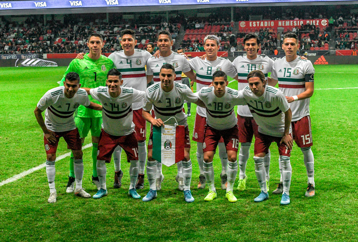 Foto de la Selección mexicana en un partido en Toluca